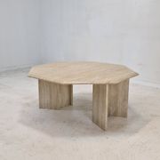 Table basse octogonale italienne en travertin, années 1980