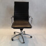 Leather and chrome office chair Luxy edition