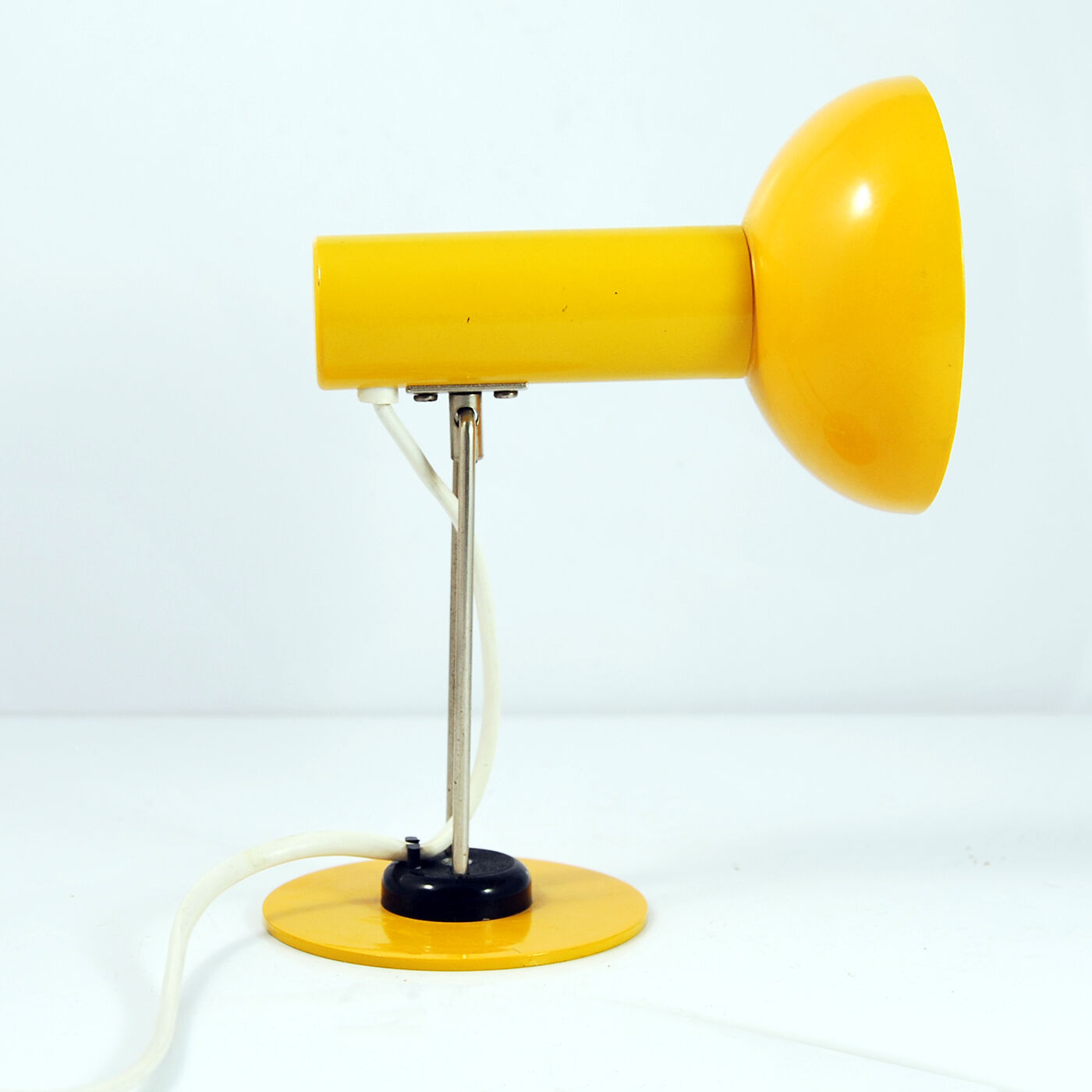 Small yellow desk lamp AKA 3653 Germany 70s