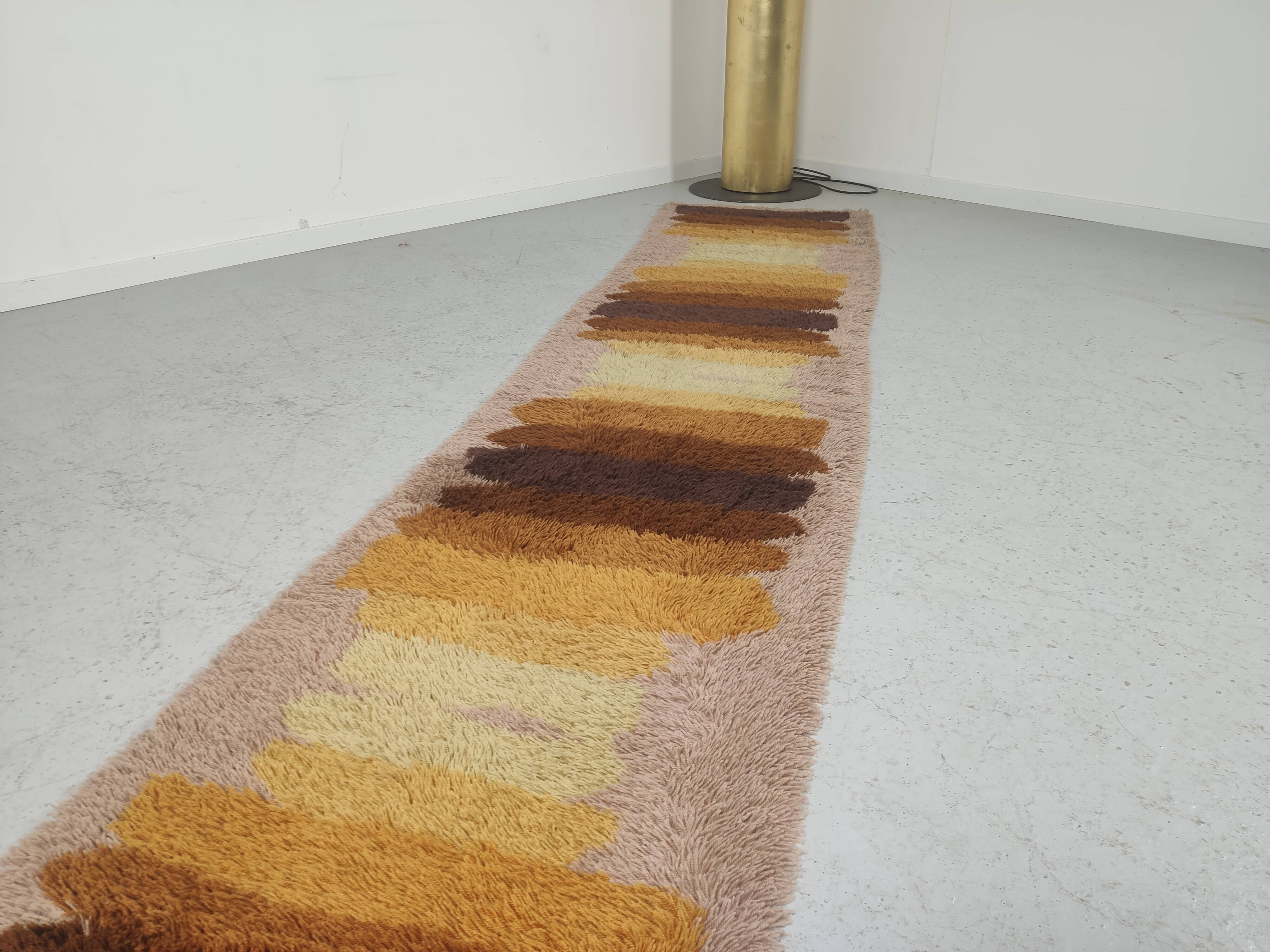 Corridor carpet Desso space age 330cm , Holland 1970s