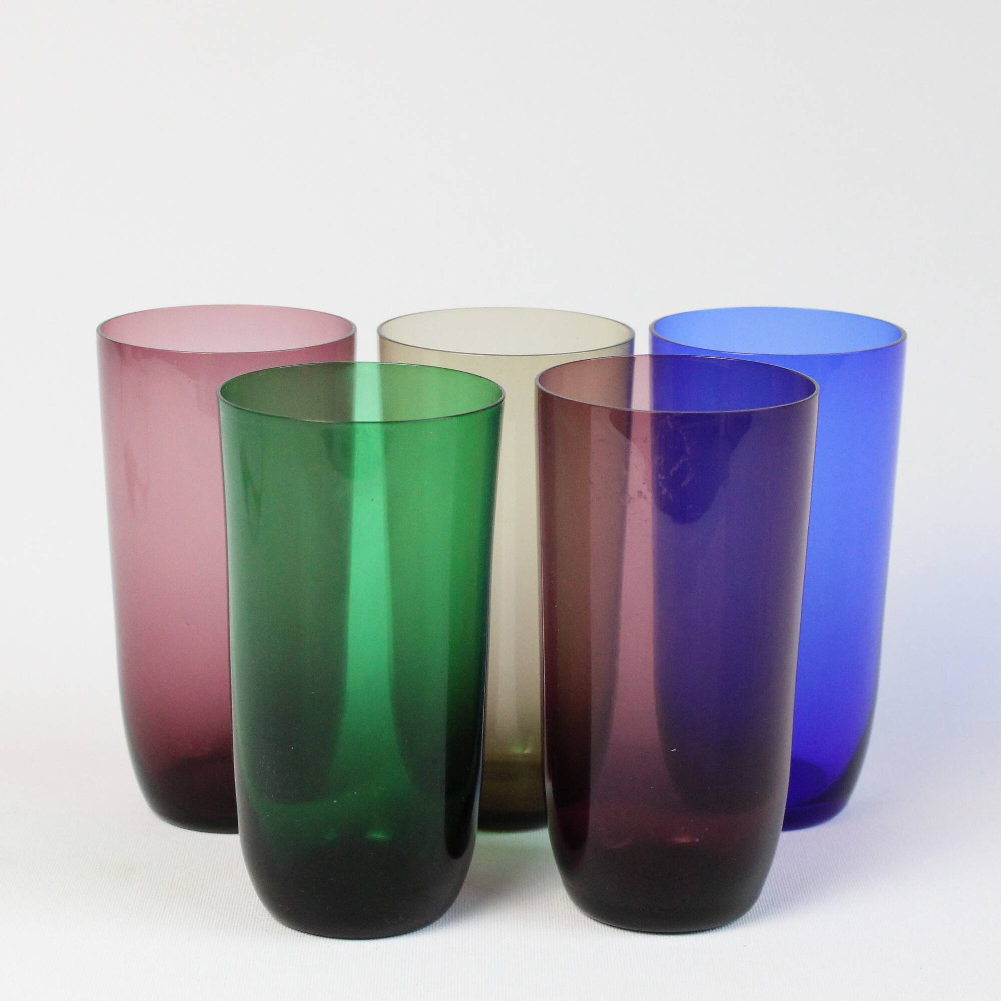Set of 5 vintage coloured glasses - glassware from Boussu