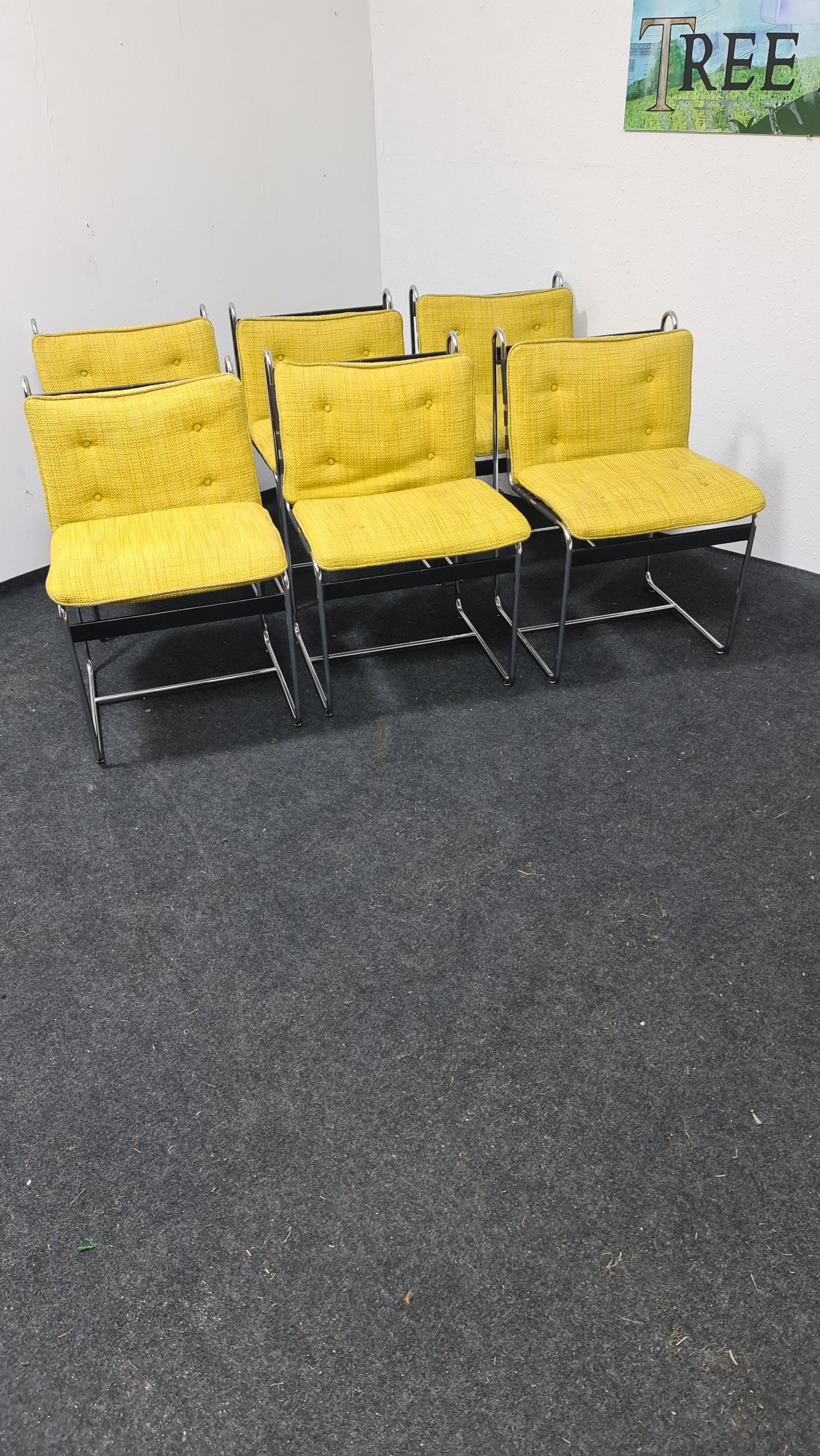 A set of 6 vintage  metal framed dinning chairs