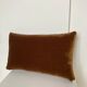 Coussin uni marron chocolat reflets or