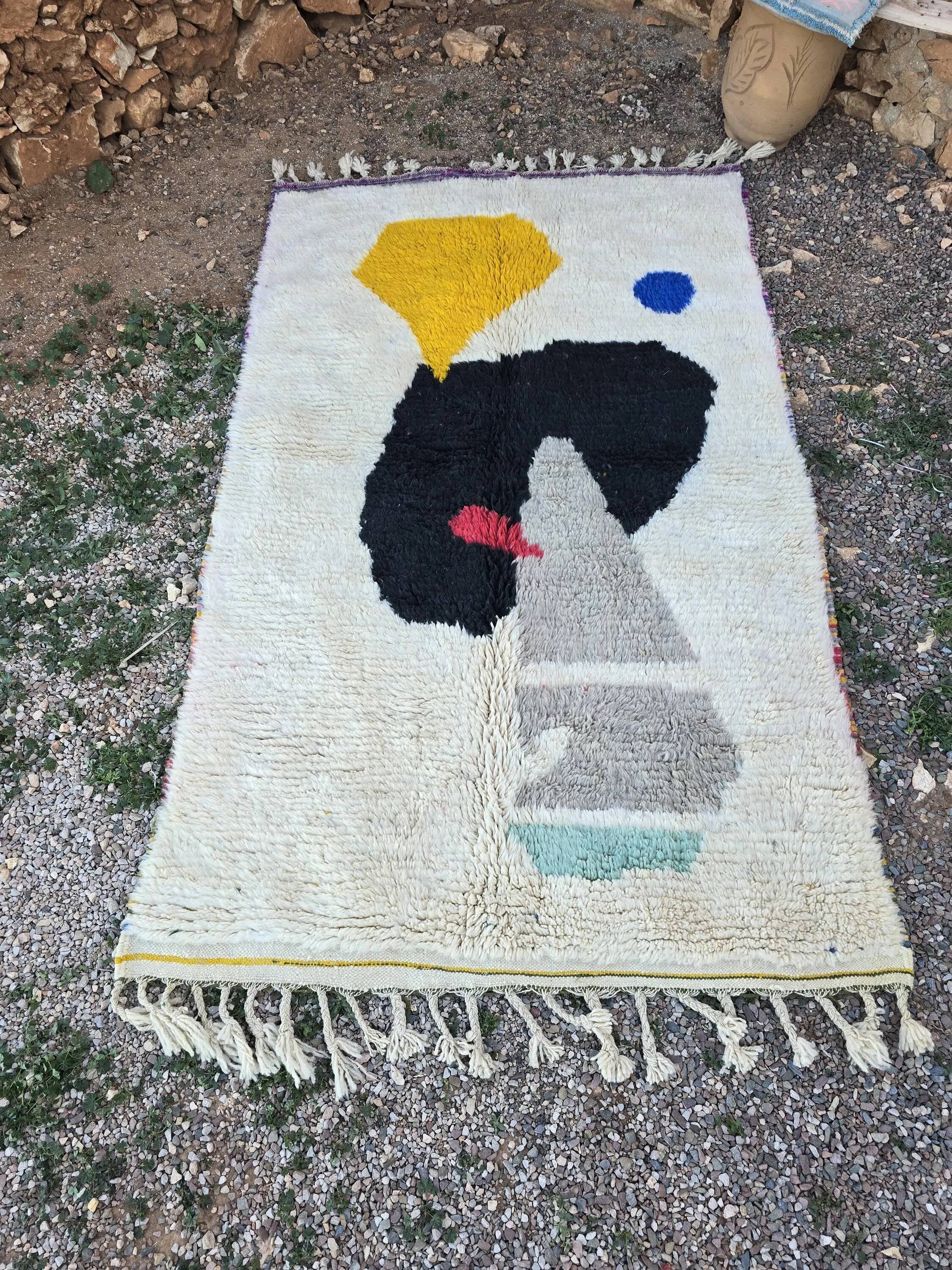 Authentic handmade Moroccan rug 3x2 m
