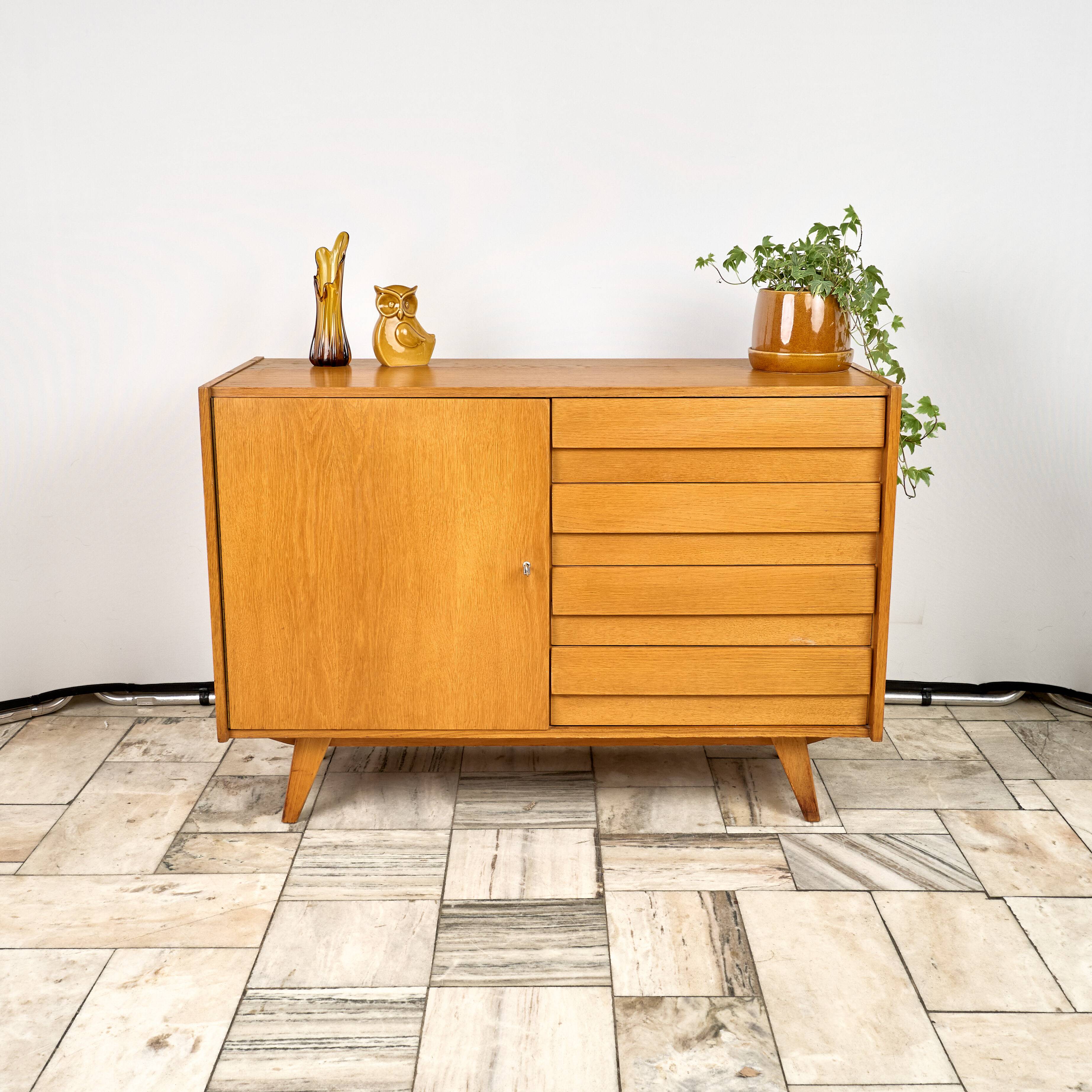 Vintage Sideboard U-458 by Jiří Jiroutek for Interiér Praha, 1960s