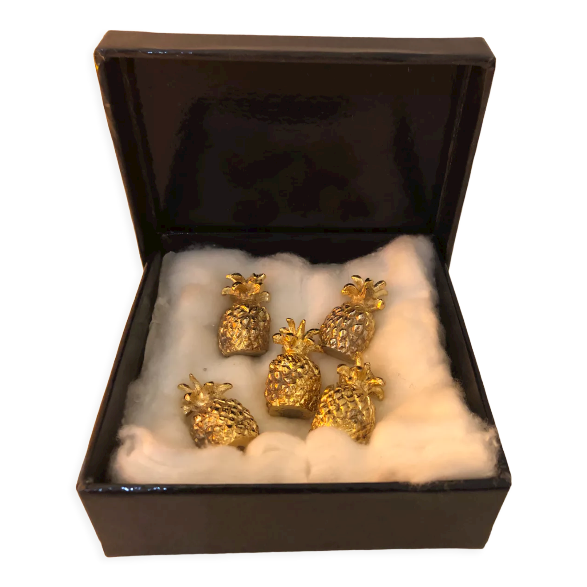 Pineapple name holders, 1970