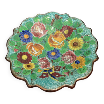 Ceramic fruit bowl decorated with flowers