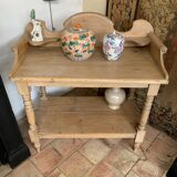 Table de toilette