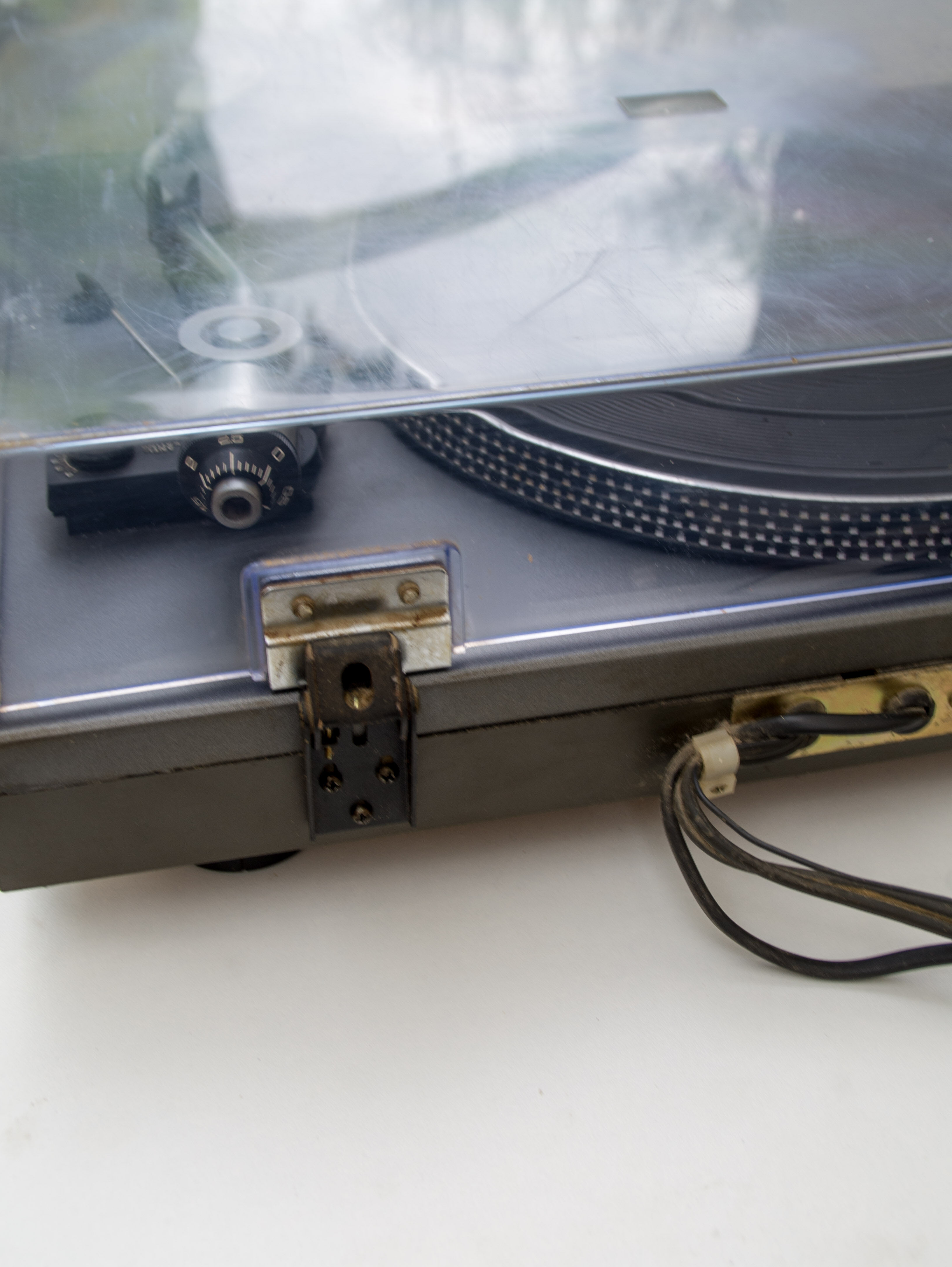 Turntable continental edison