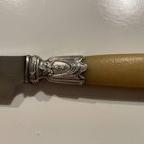 Bakelite handle knives from the 1950s