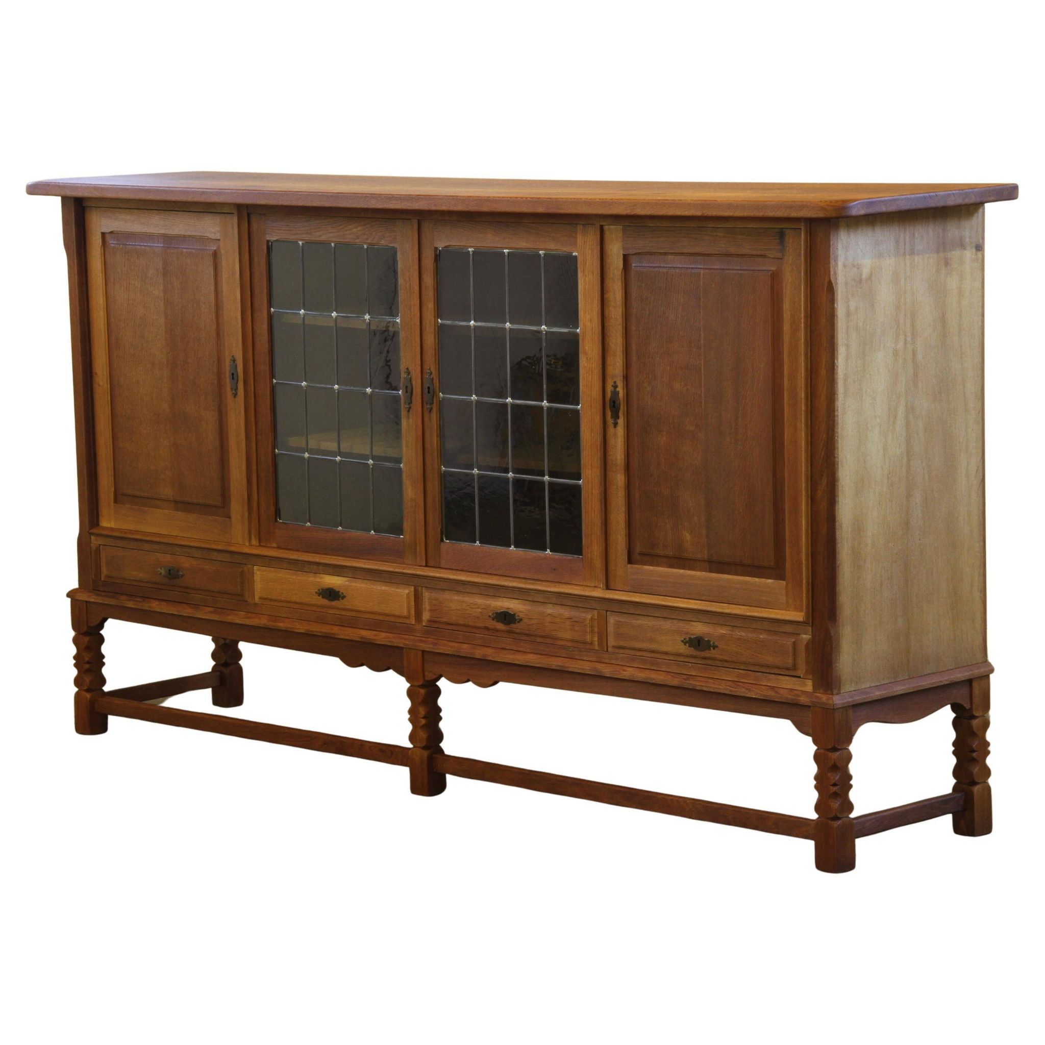Vintage Danish 1960s modern oak cabinet in the style of Henning Kjærnulf
