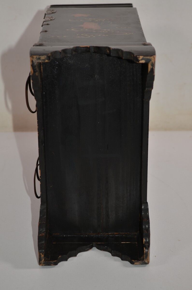 Box Japan early twentieth century