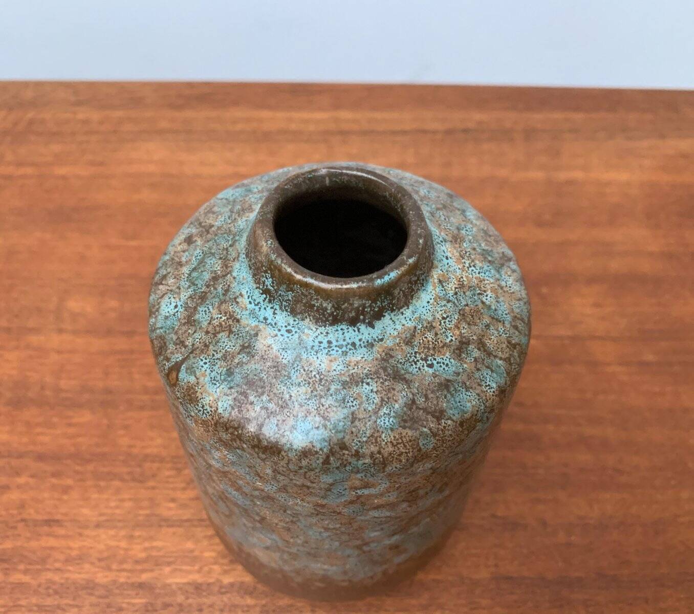 East German pottery vase from the mid-century by Strehla Keramik.