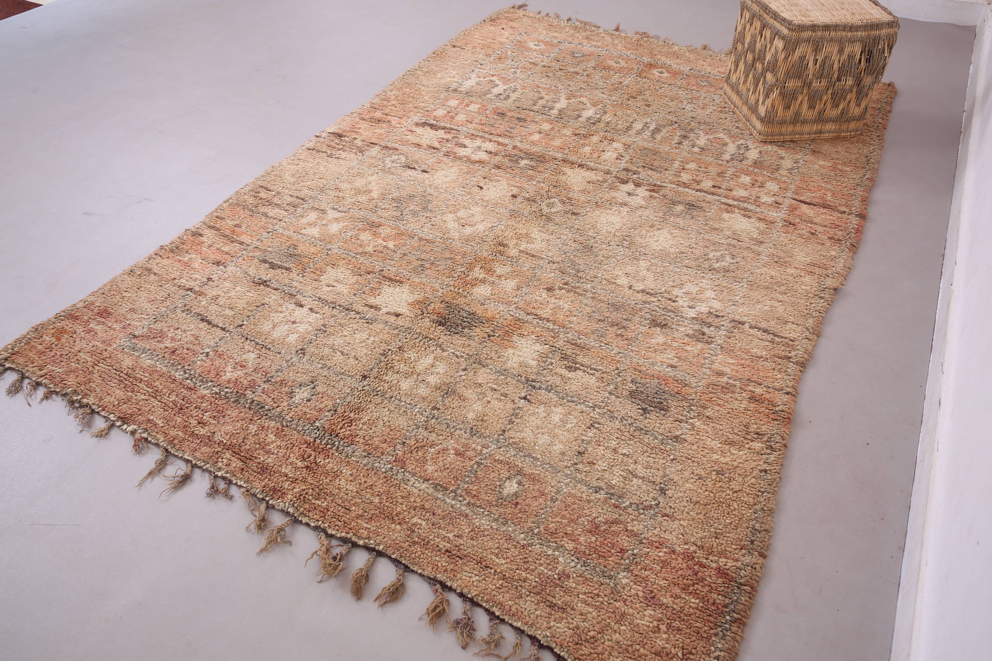 Peach Vintage Moroccan Rug 174 x 263 cm - Berber Wool Rug - Handmade rug