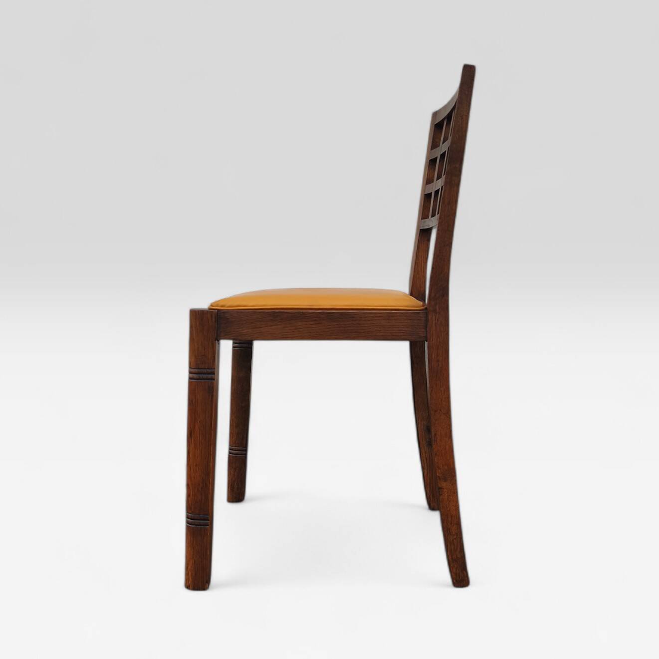 Solid oak chair, Victor Courtray, Art Deco, 1930