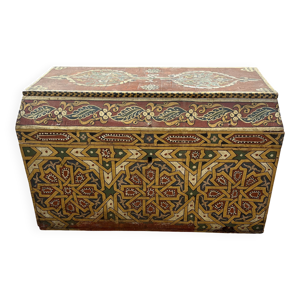Coffre oriental ancien