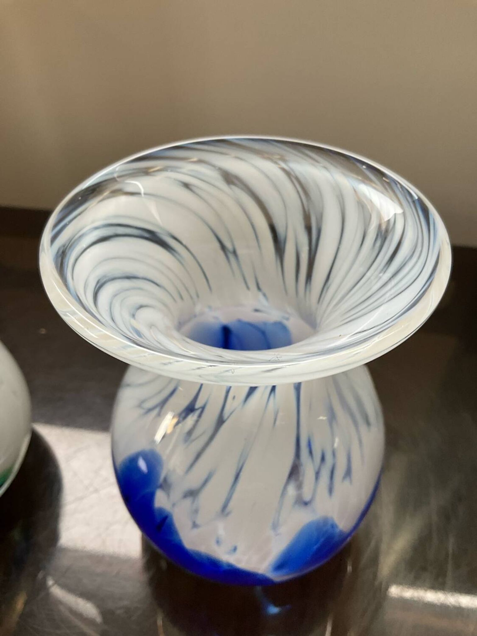 Duo de vases en pâte de verre soufflé années 70