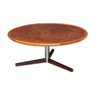 Vintage round coffee table metal base