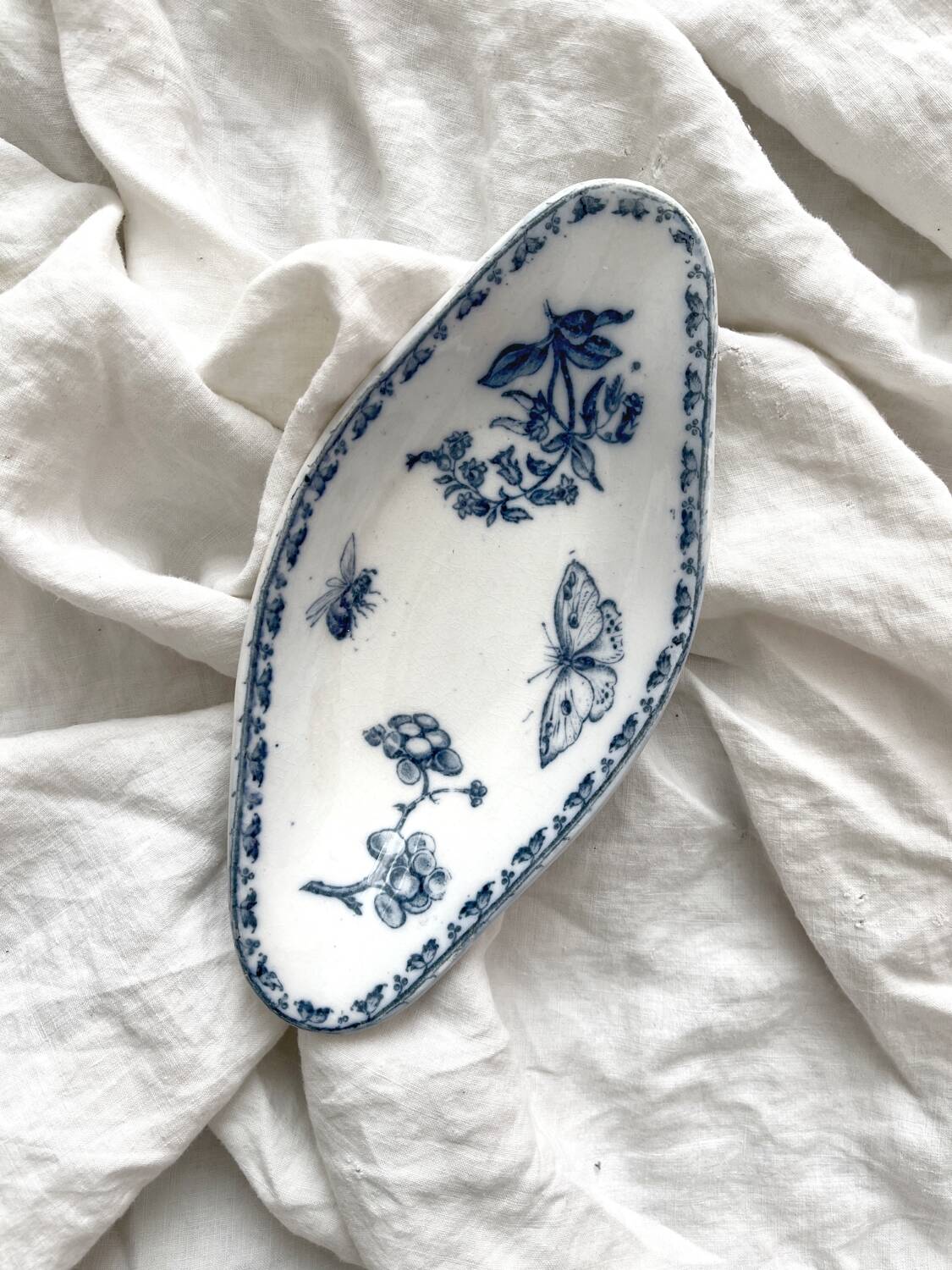 “Carmen” ironstone dish from Sarreguemines