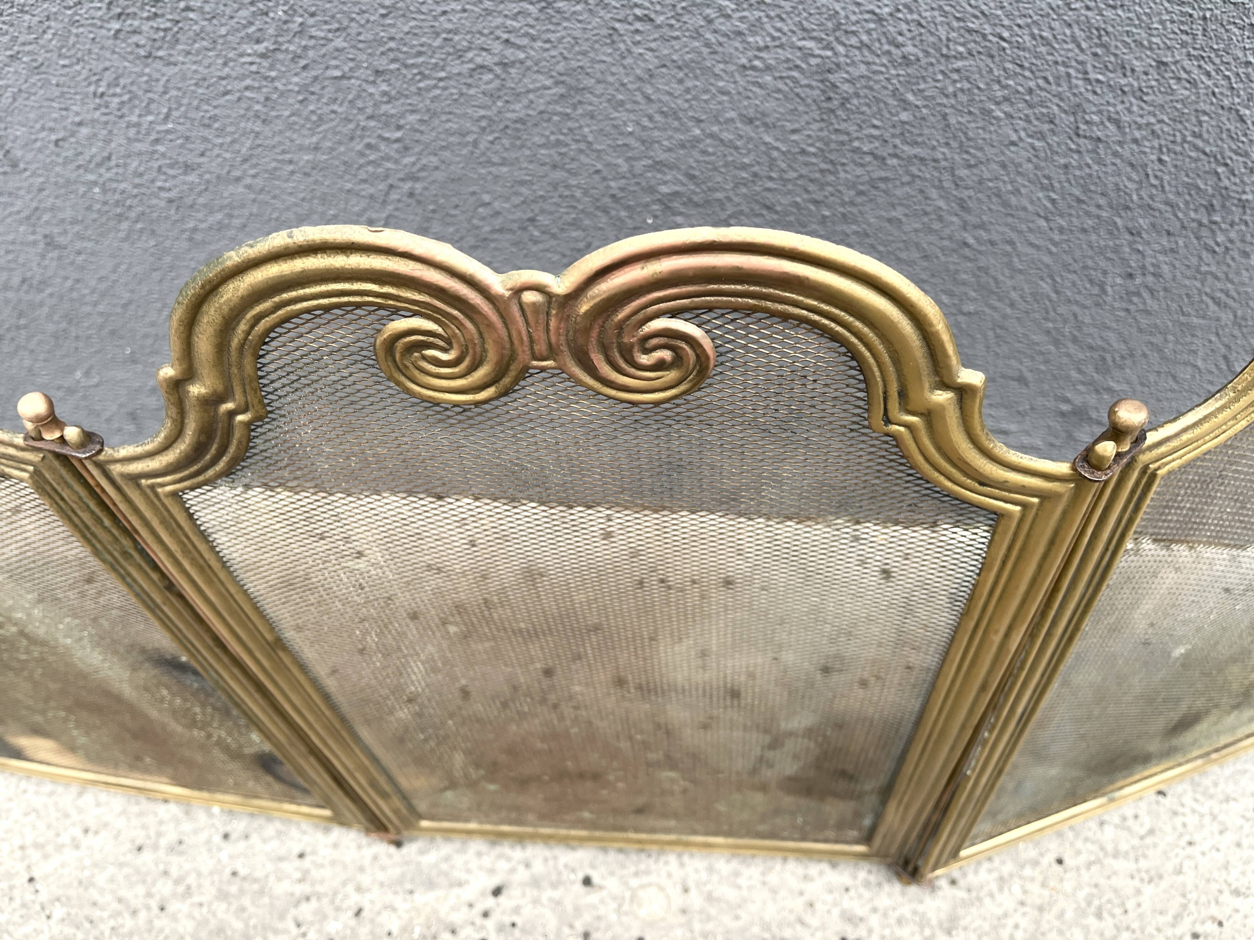 Antique brass fireplace screen from the 1920s, 4-panel fireplace screen