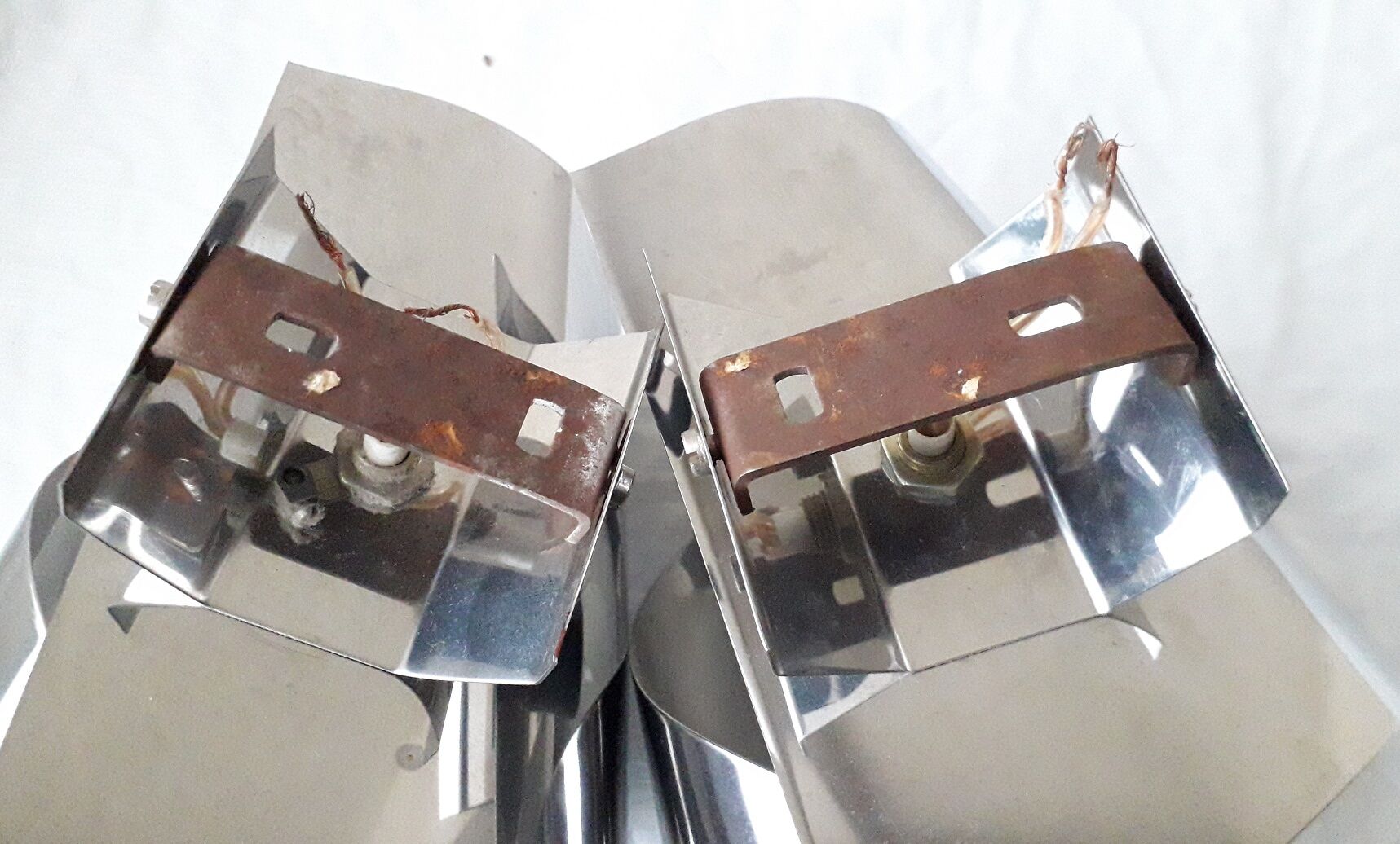 Pair of wall lamps 70