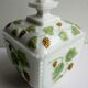 Sugar, white opaline opaline dabsked candy: Golden treils and grapes