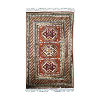 Large wool rug 123x194cm