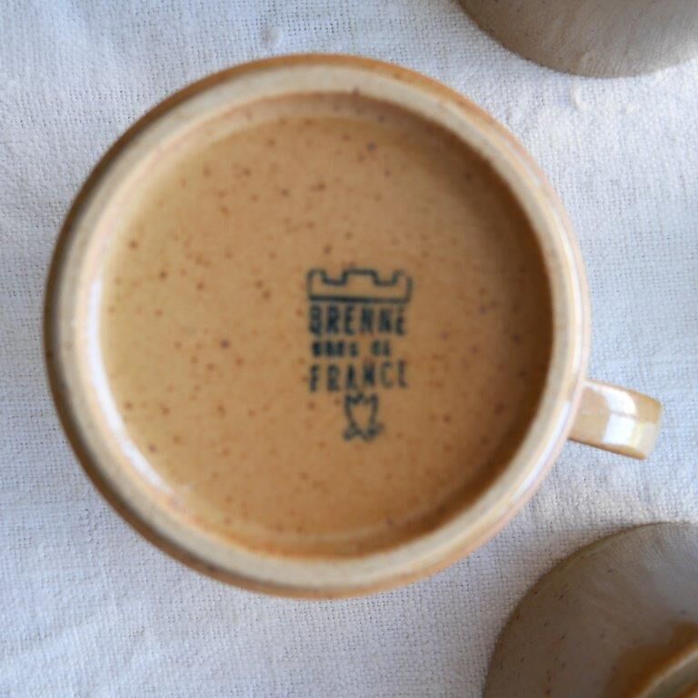 Set of 4 coffee cups in Brenne sandstone, France