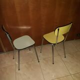 Paire de chaises en formica jaune et verte pastel vintage