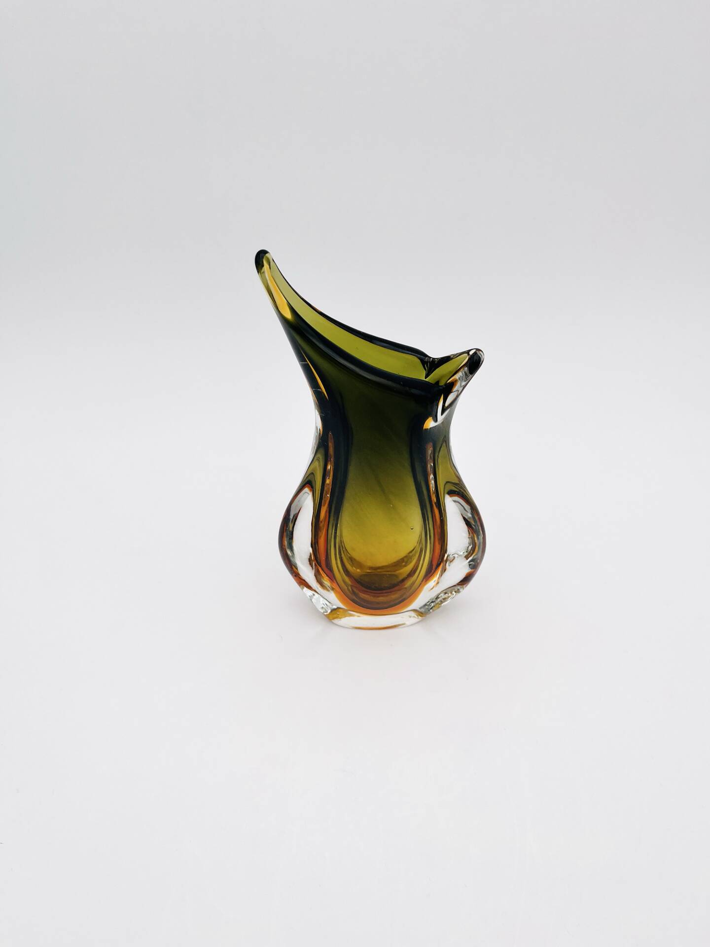 Murano Vase Flavio Poli Seguso Sommerso Green Amber Design 1950s