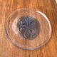 Grande assiette en verre scandinave vintage avec motif papillon, années 1970