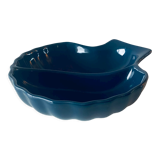 Salad bowl shell shape compartmentalized