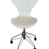 Vintage Desk Chair 3117 by Arne Jacobsen for Fritz Hansen in White