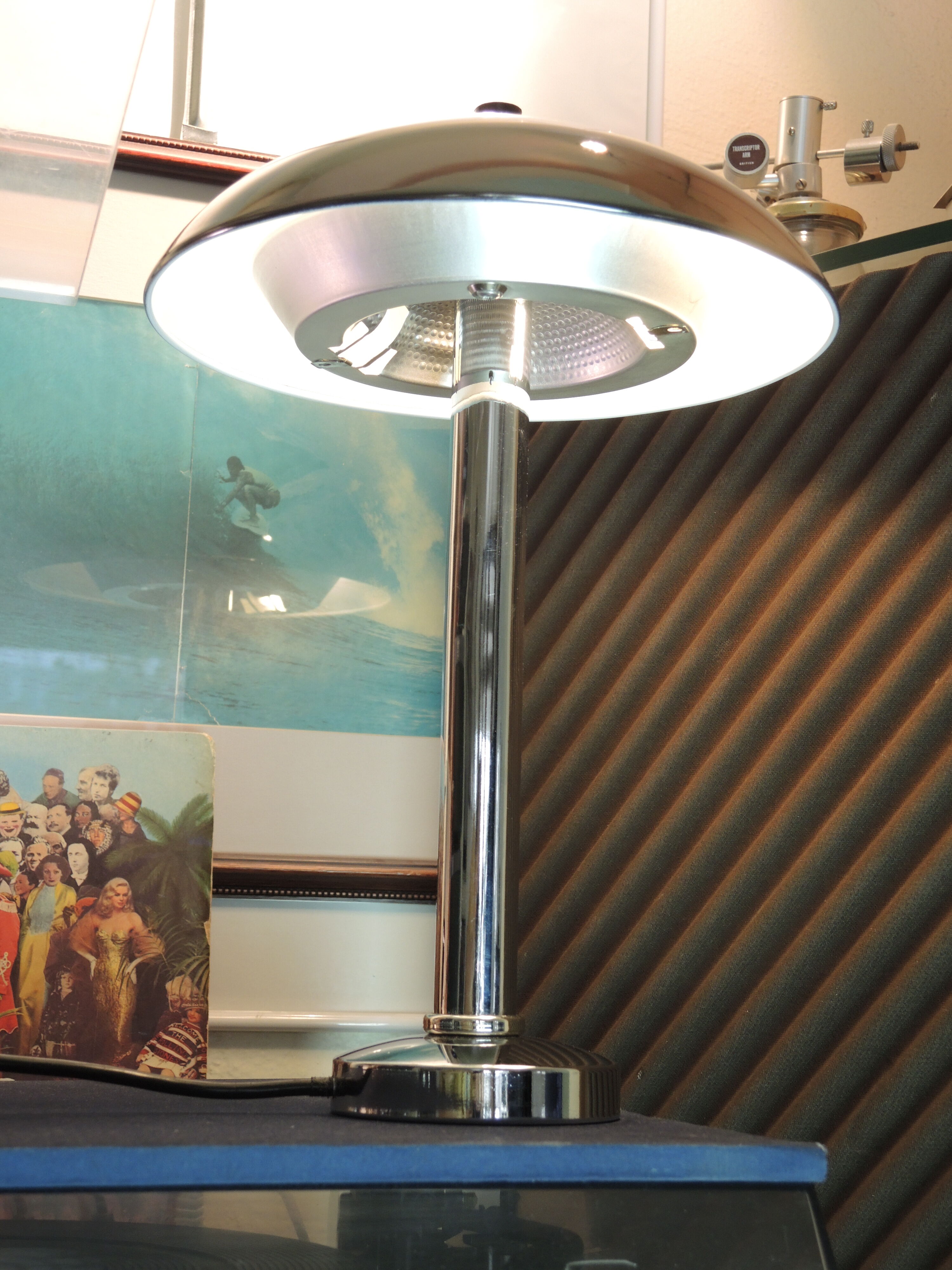 Vintage style all-chrome lamp