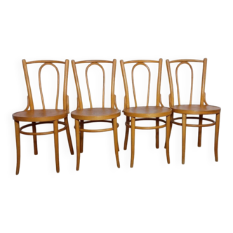 4 bentwood bistro chairs in the Thonet style