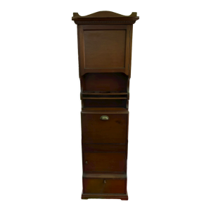 Meuble de toilette de bateau