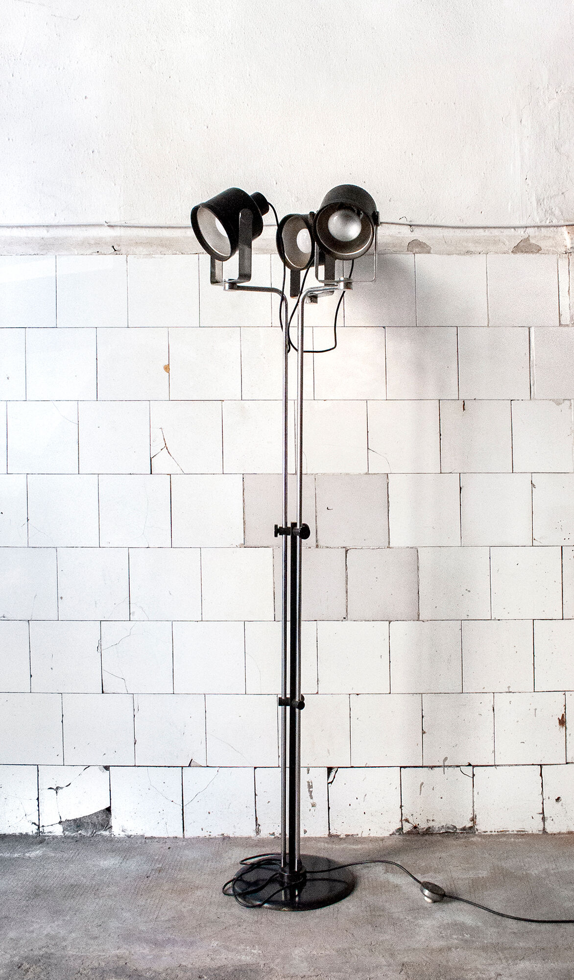 Floor lamp three lights by Luci Milano Anni '70