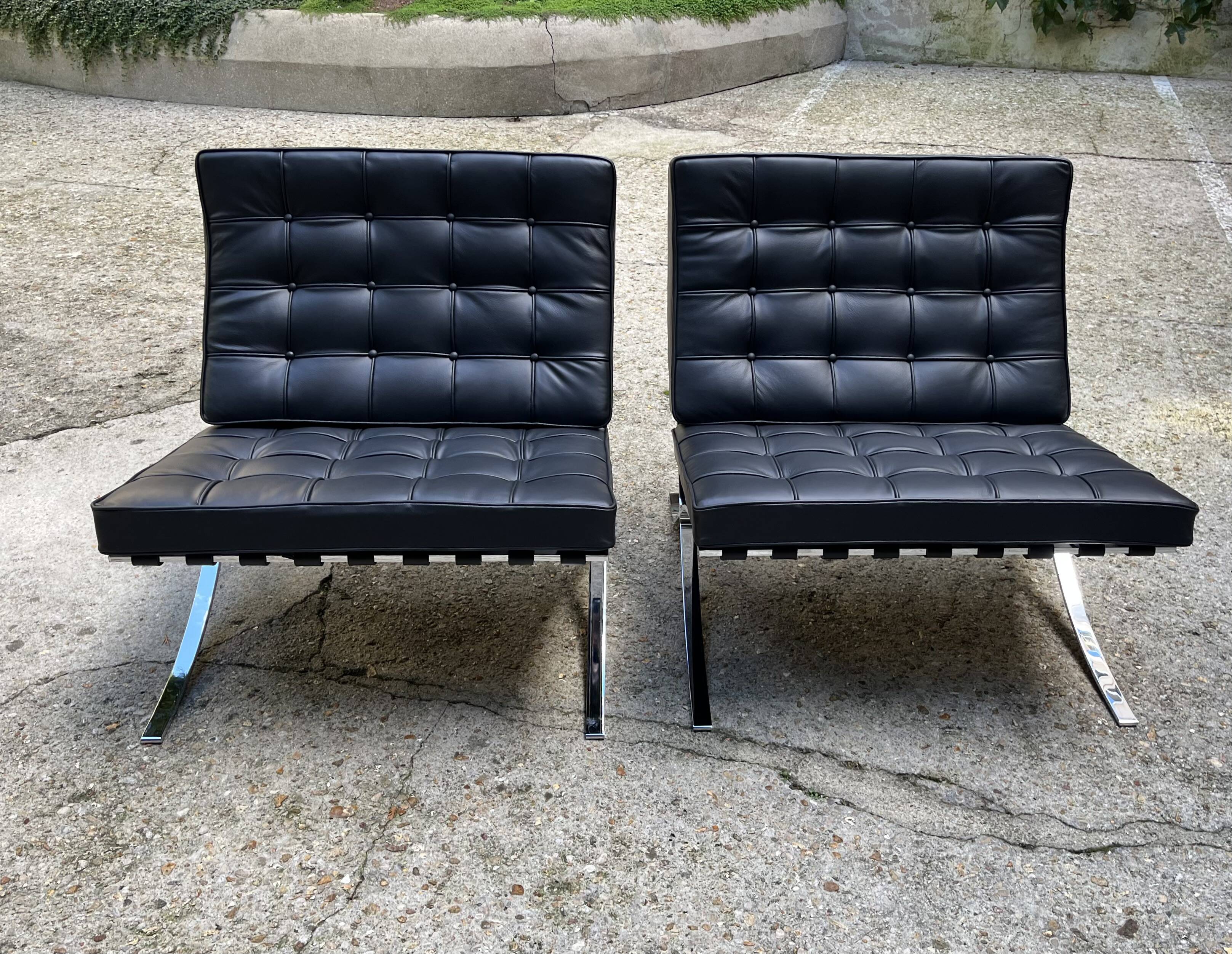 Fauteuil Barcelona Mies van der Rohe pour Knoll