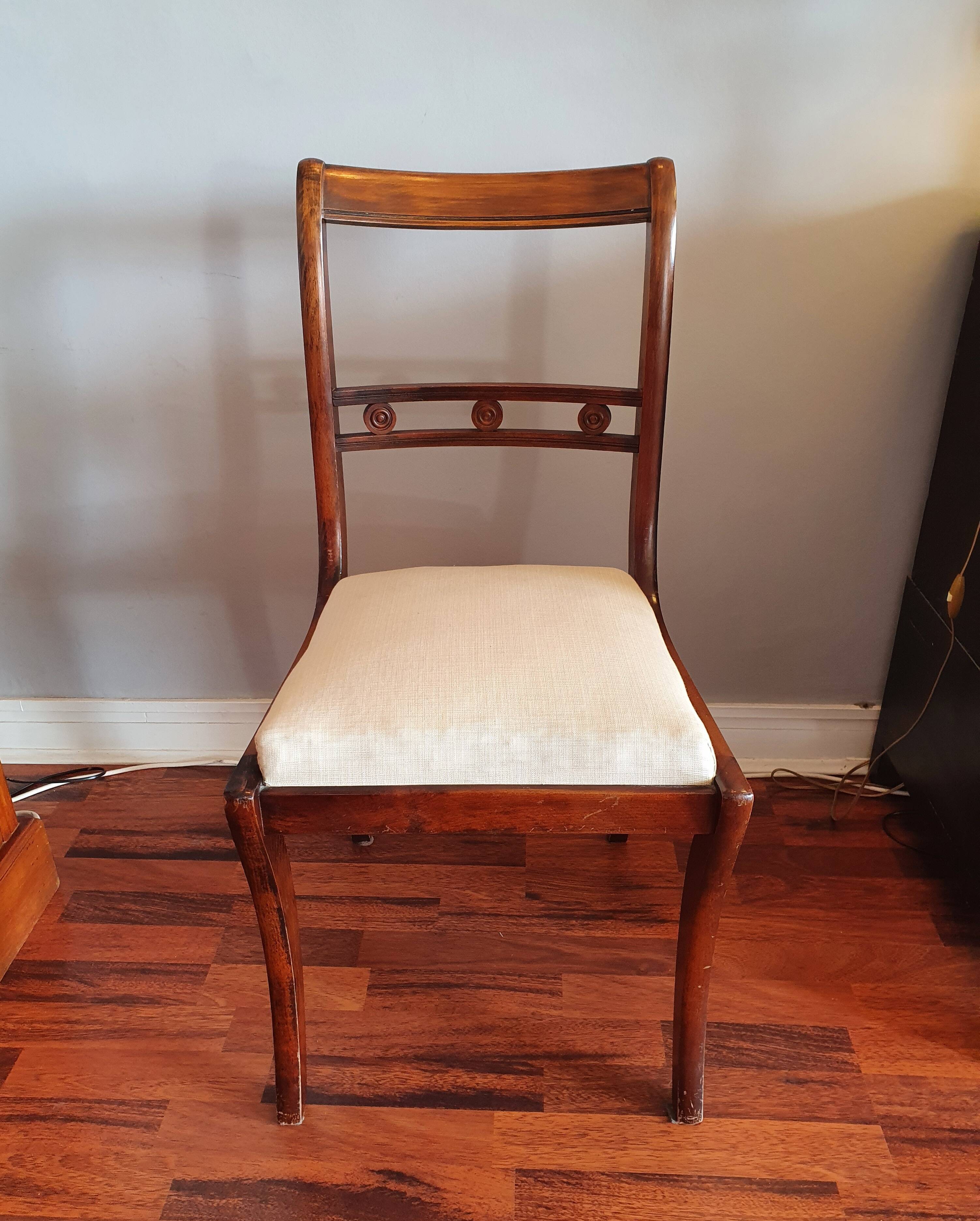 Suite de 4 Chaises d'Époque Restauration (XIXe siècle) – Style Anglais