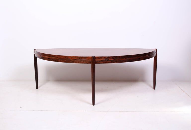 Johannes Andersen rosewood table by Trensum