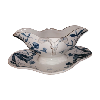 Porcelain saucer