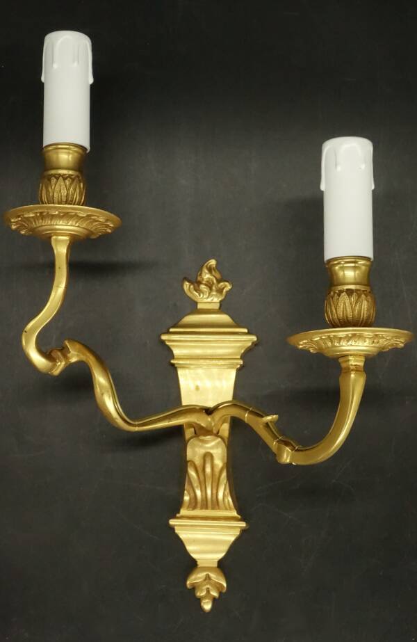 Pair of large Louis XVI style wall lights from the 19th century - gilded bronze