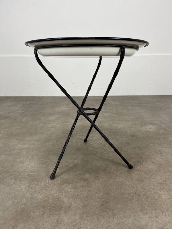 Table d'appoint tripode vintage, tôle émaillée, années 50, bout de canapé