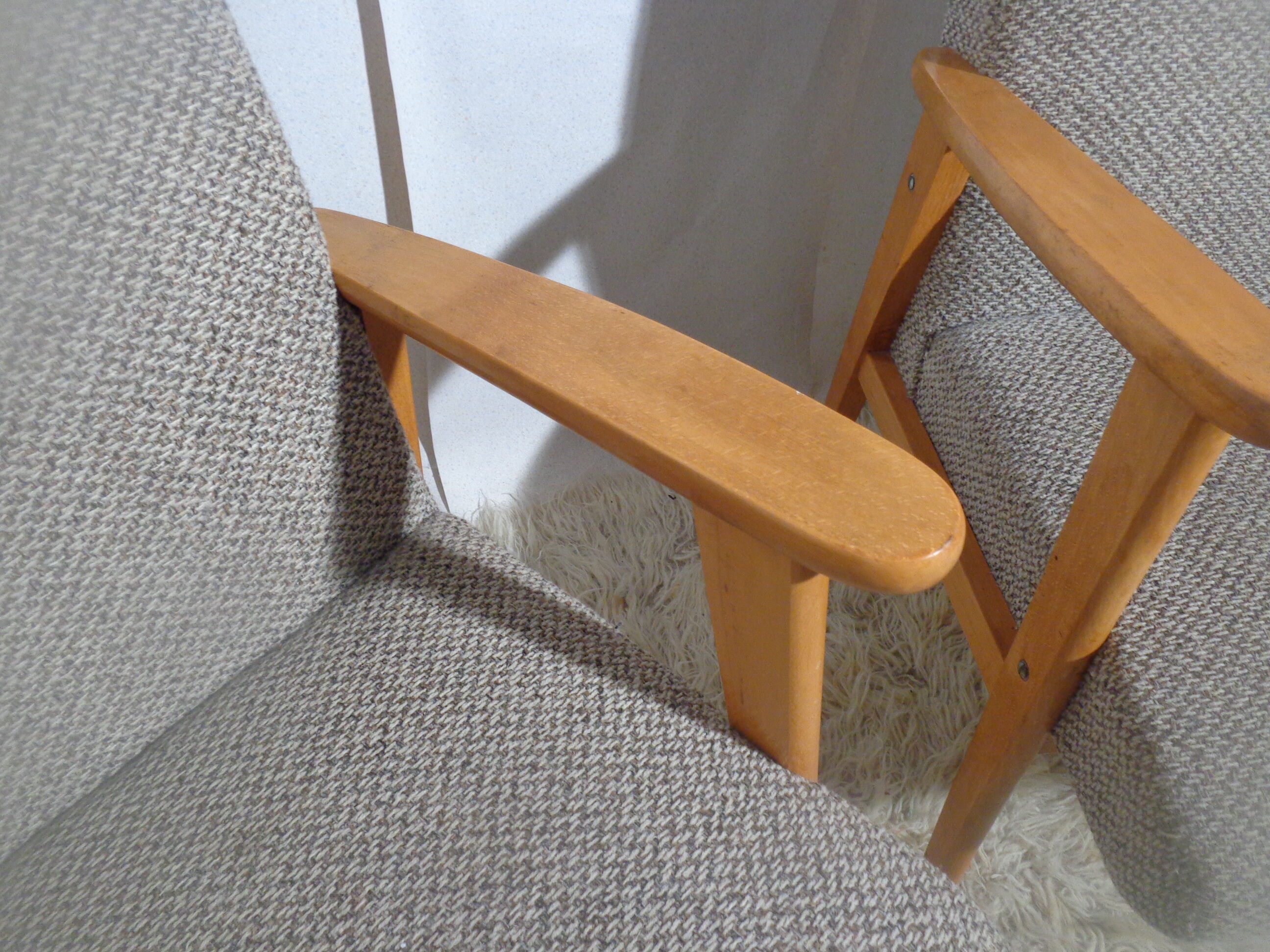 Pair of vintage Scandinavian armchairs from the 60s light wood