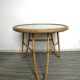 Table basse, guéridon tripode en rotin des années 70