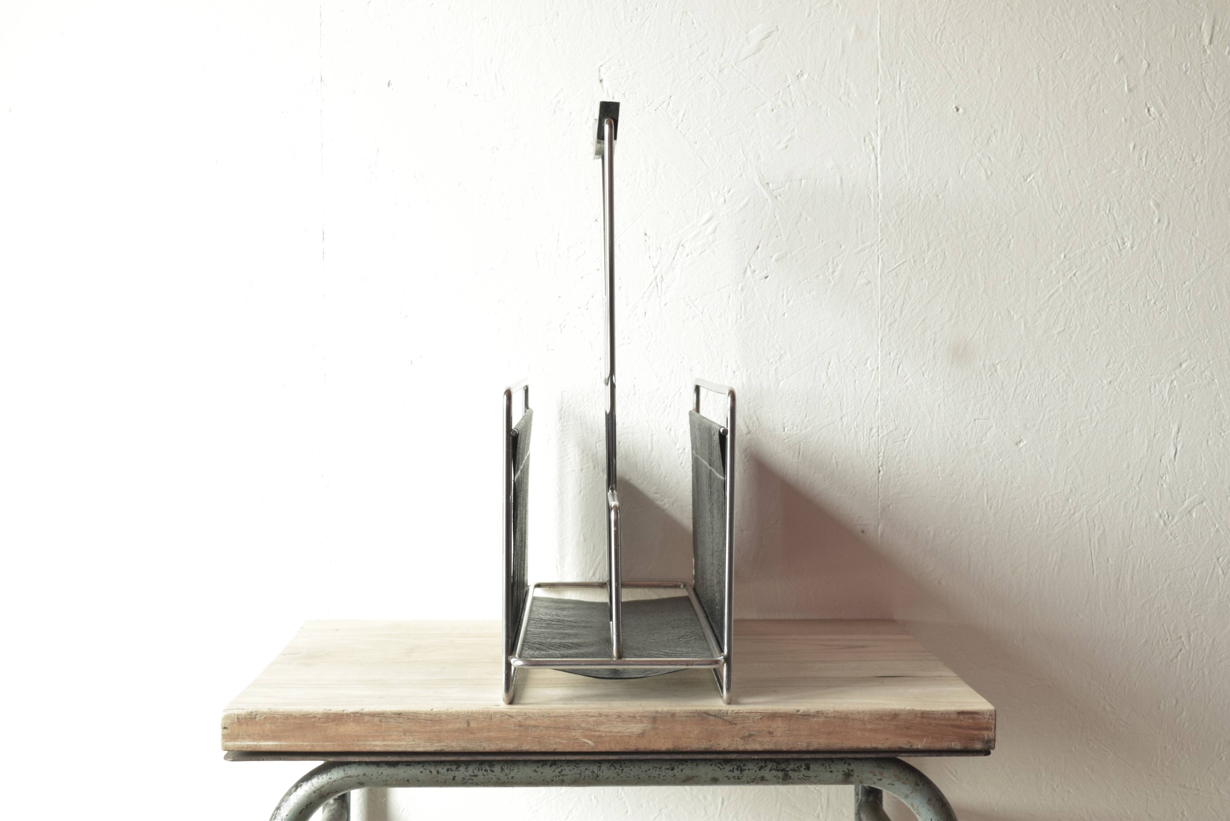 Vintage Scandinavian magazine rack in modernist style - 1960s