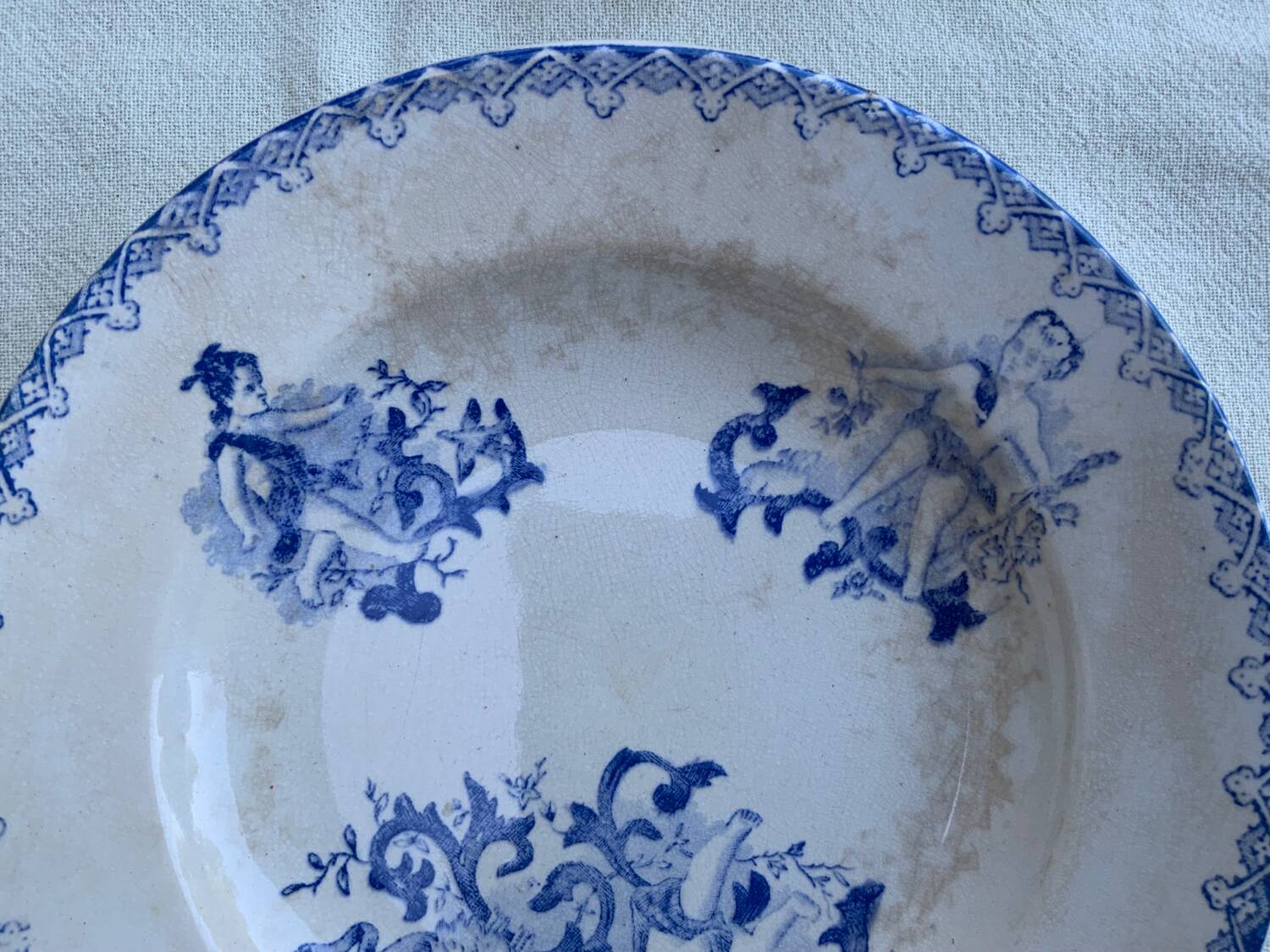 Terre de Fer “Amours” plates