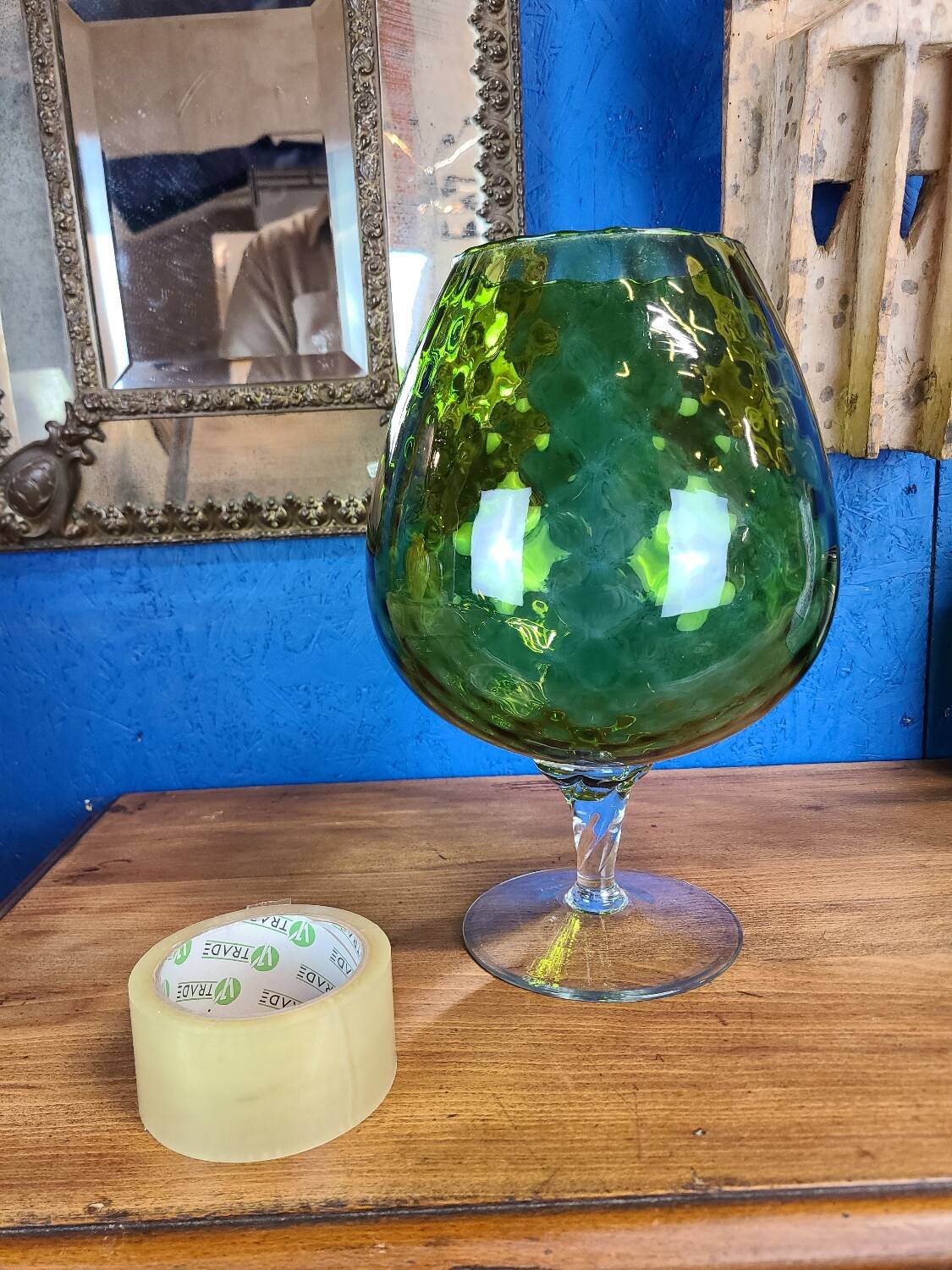Vase vert, en verre empoli vintage