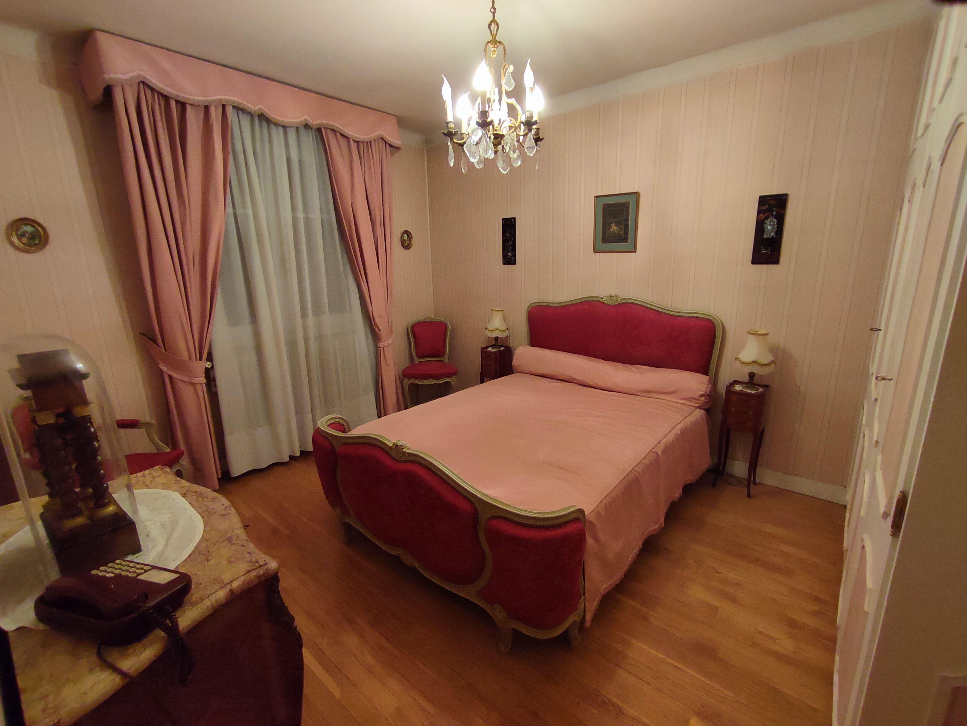 Pair of Louis XV amrchairs