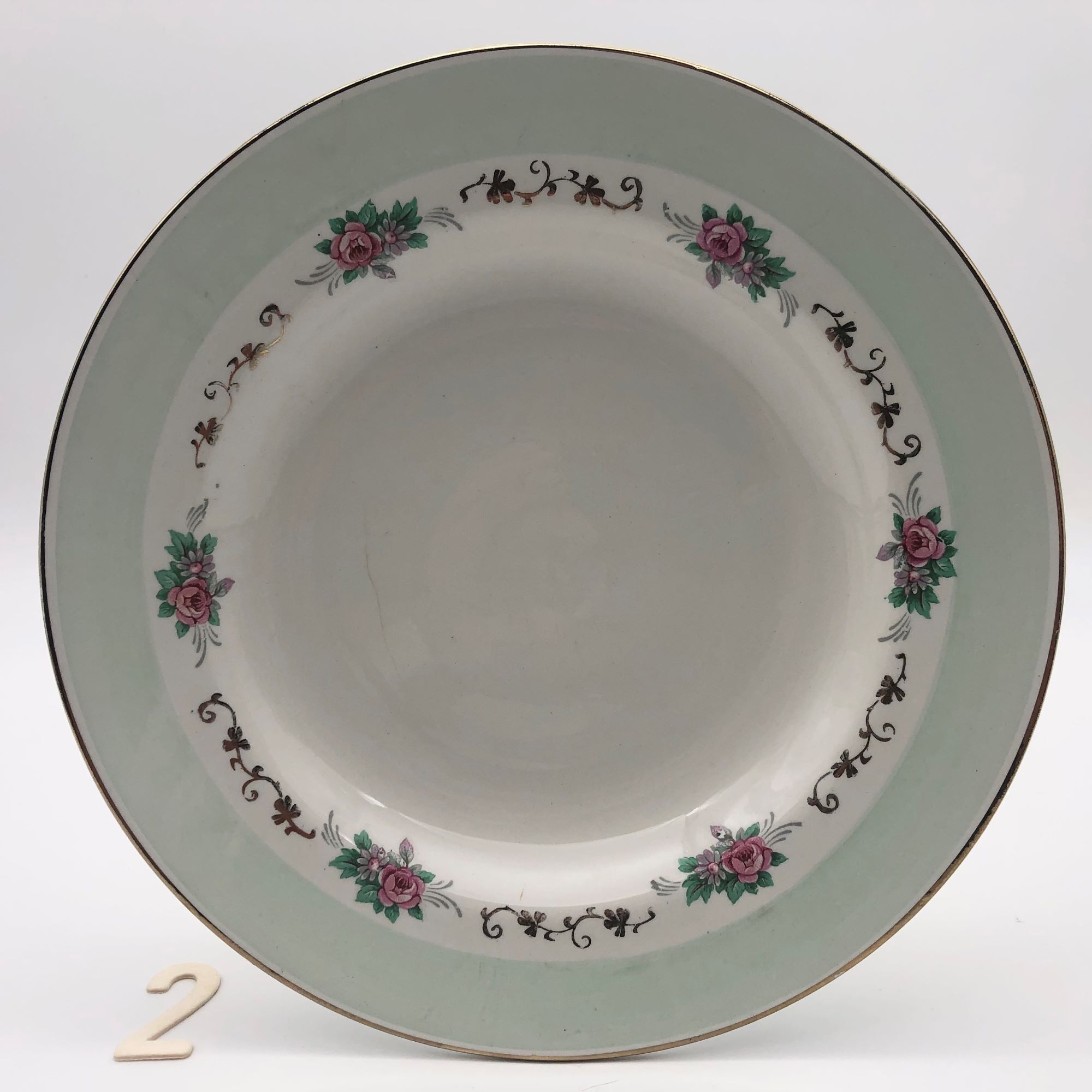 6 assiettes creuses estampillées “ l’amandinoise”